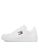 Lade das Bild in den Galerie-Viewer, Tommy Jeans | Retro Basket Essential Sneaker | YBR Weiss
