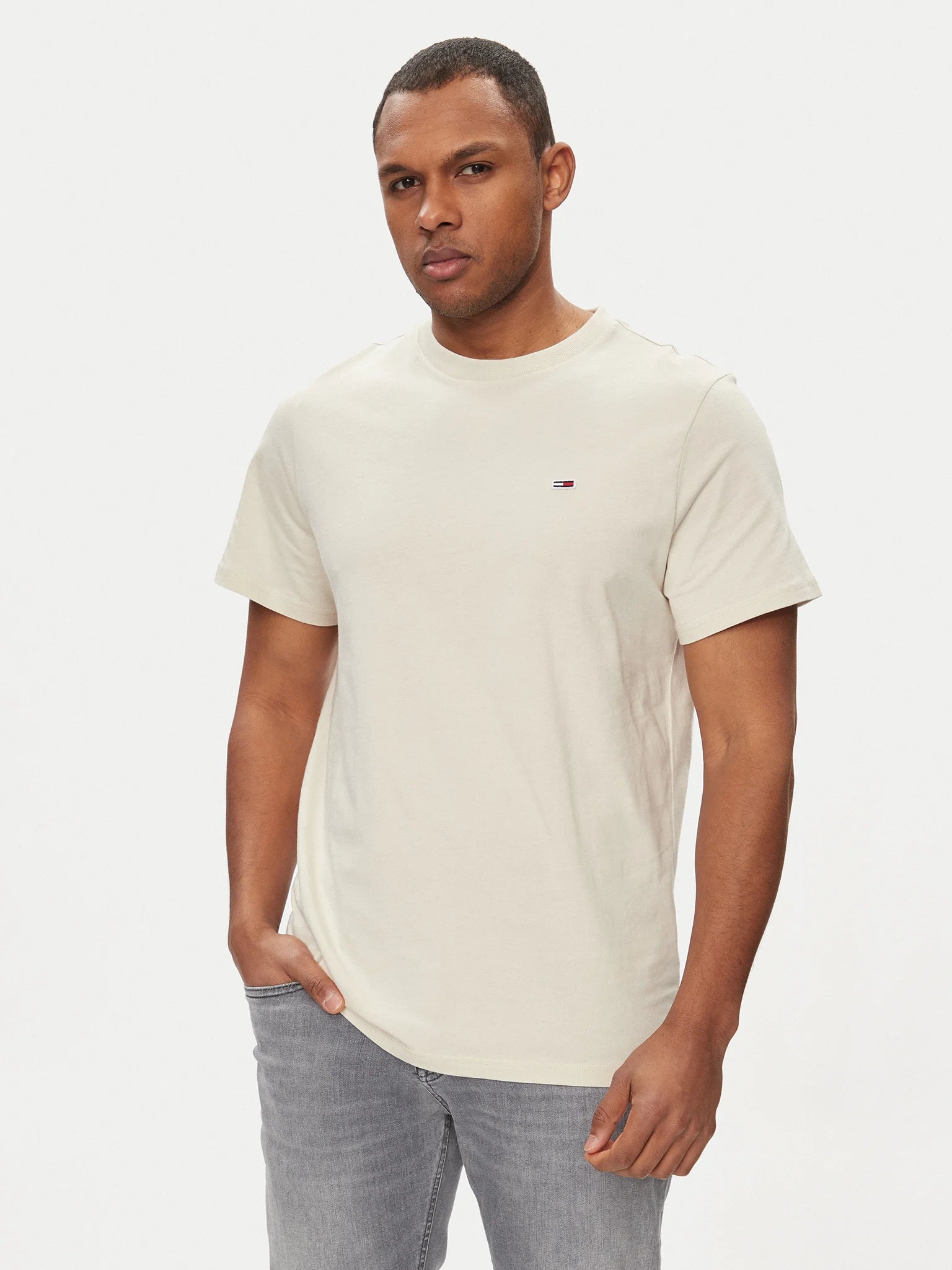 Tommy Jeans | Classic T-Shirt mit Rundhalsausschnitt | ACG Newsprint