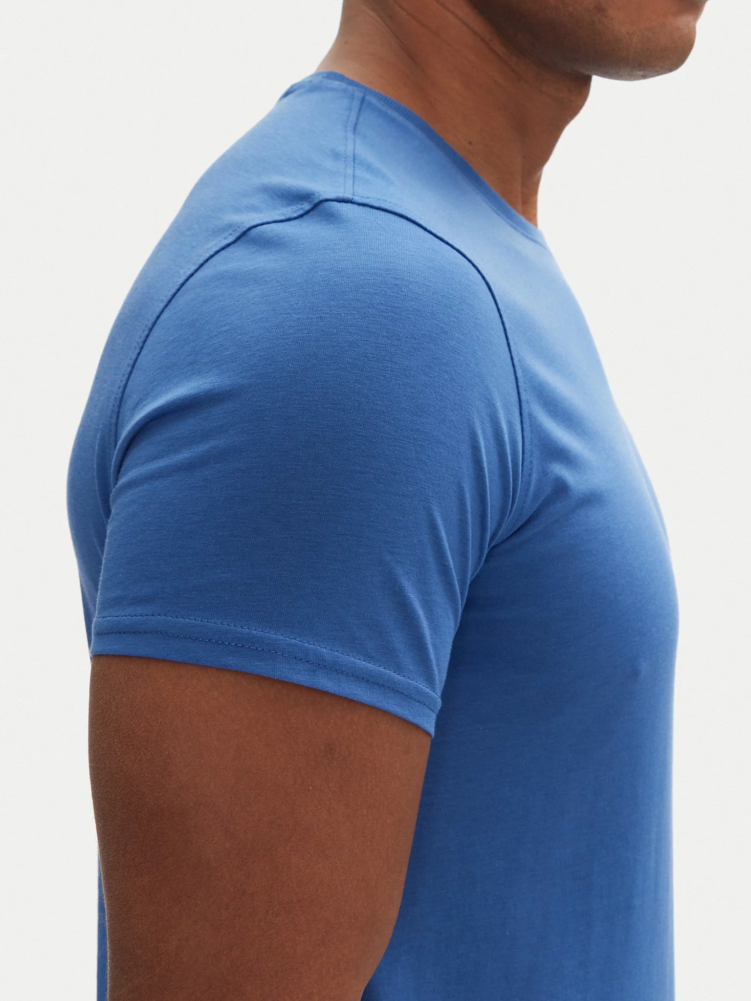 Tommy Jeans | REGULAR FIT T-SHIRT MIT RUNDHALSAUSSCHNITT | C6E TempoBlue