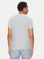 Lade das Bild in den Galerie-Viewer, Tommy Jeans | Slim Fit T-Shirt mit Rundhalsausschnitt | 0BB TempoBlue
