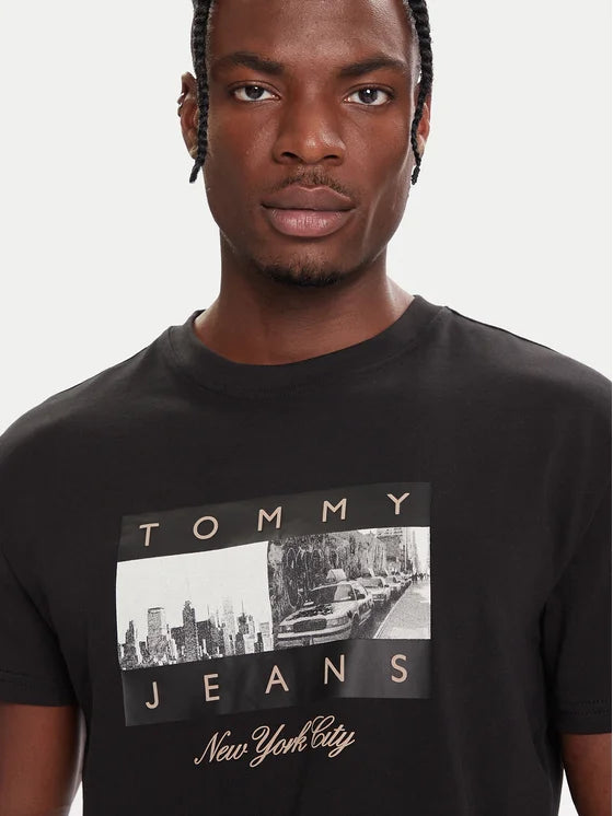 Tommy Jeans | T-Shirt Regular Fit | BDS black