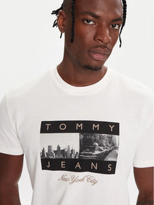 Tommy Jeans | T-Shirt Regular Fit | YBL ecru
