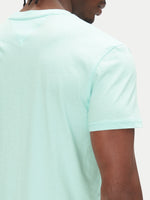 Load image into Gallery viewer, Tommy Jeans | T-Shirt mit aufgesticktem Logo | L6V SpringMint

