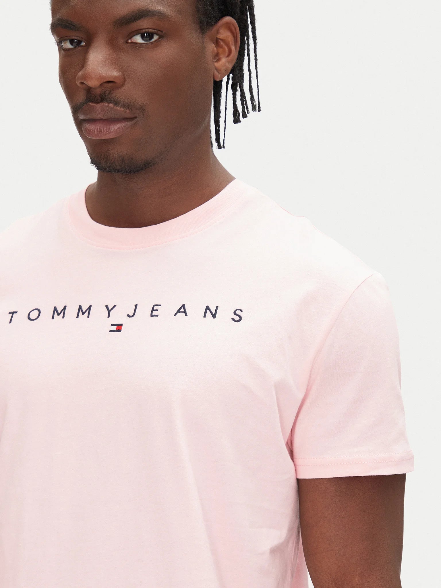 Tommy Jeans | T-Shirt mit aufgesticktem Logo | TH3 Prec Pink