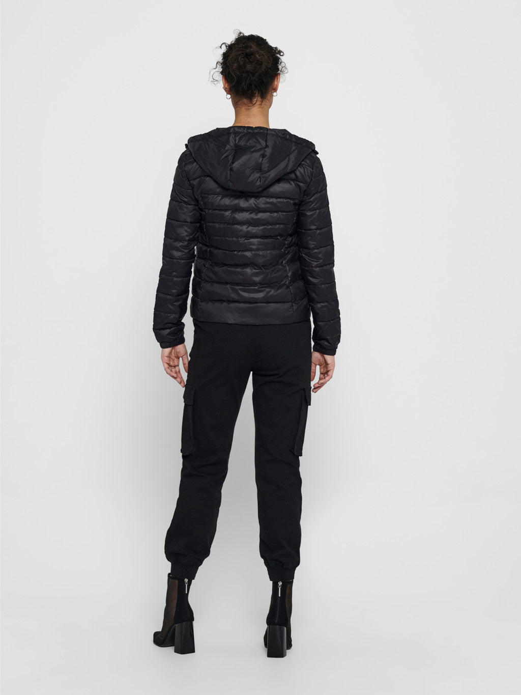 ONLY | TAHOE - short quilted jacket | black